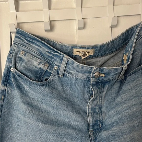 Madewell The Darted Barrel Leg Jean - Picture 2 of 3